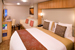View description of an interior stateroom